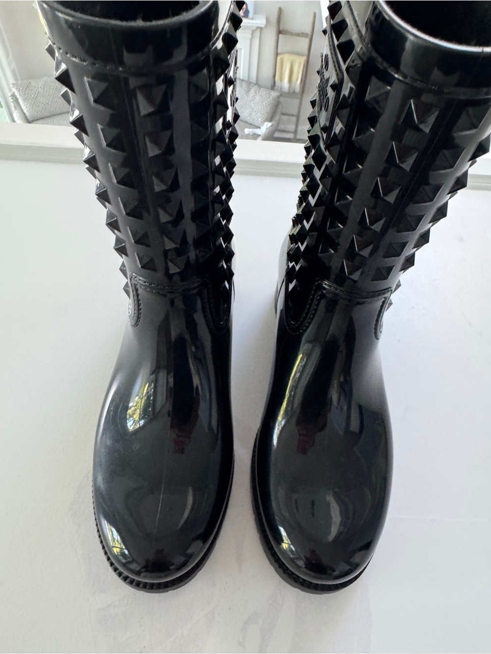 Valentino Garavani Black Gloss Pyramid-Stud Rain Boots